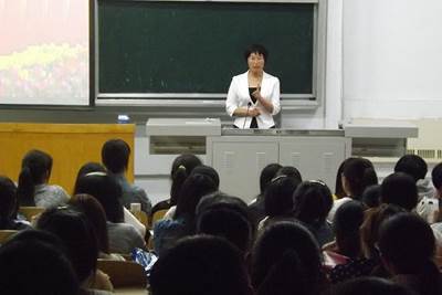 http://fazheng.xcu.edu.cn/uploadfile/Article/201309/2013092818174870033.jpg